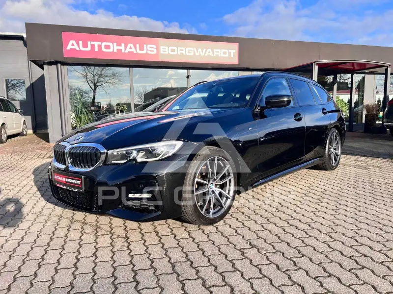 2021 BMW 320