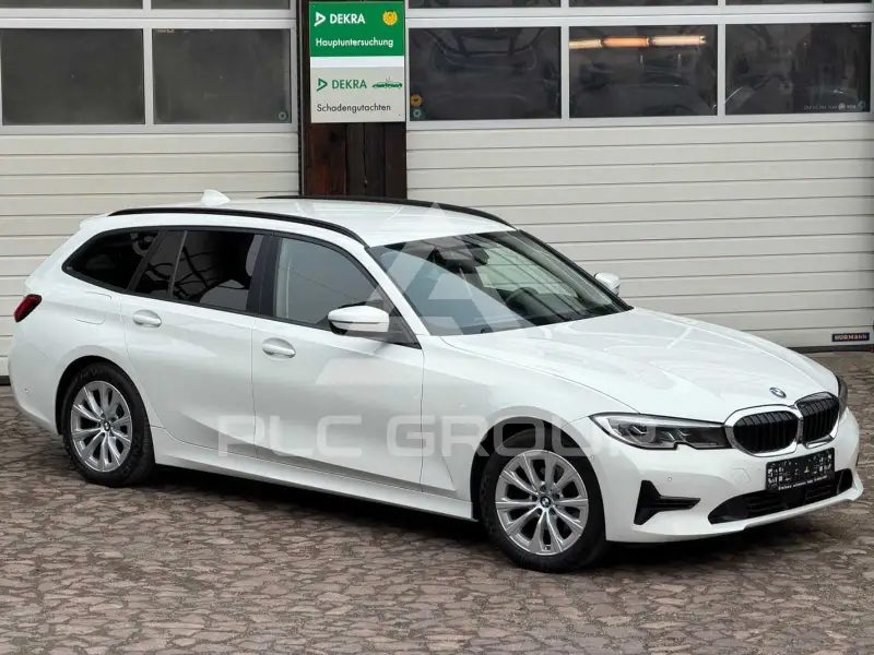 2021 BMW 320