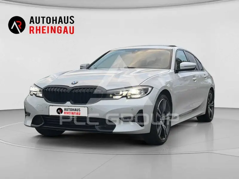 2021 BMW 320