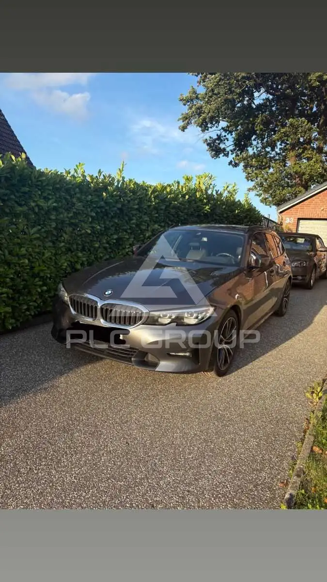 2021 BMW 320