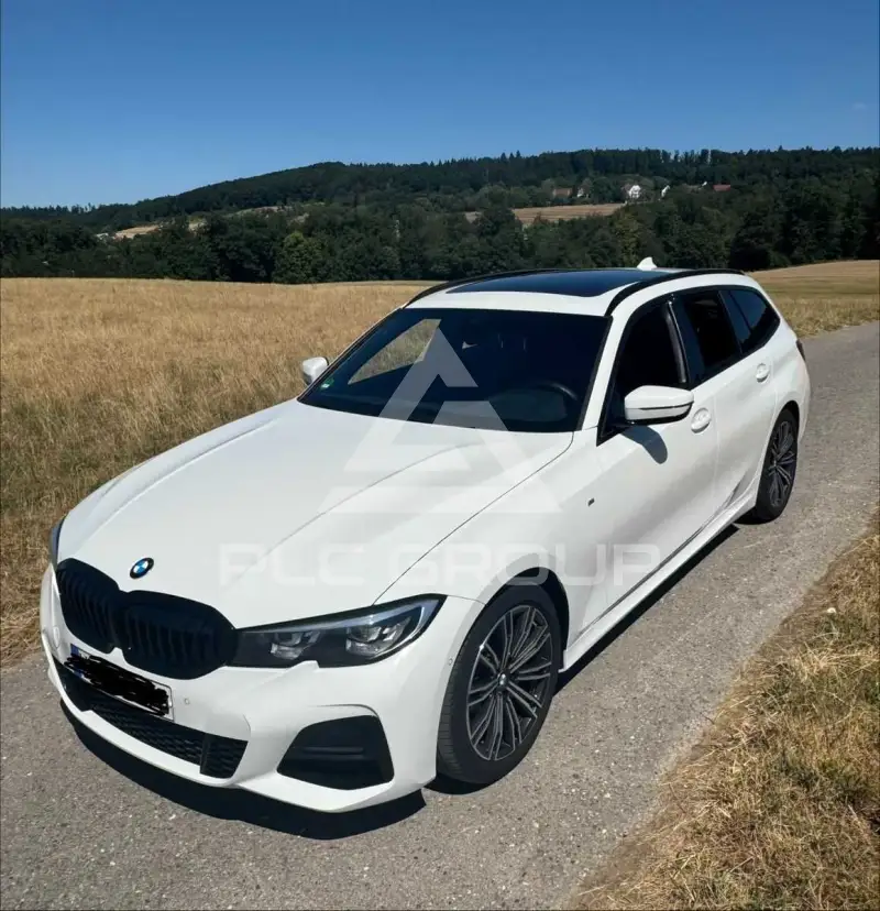 2021 BMW 320