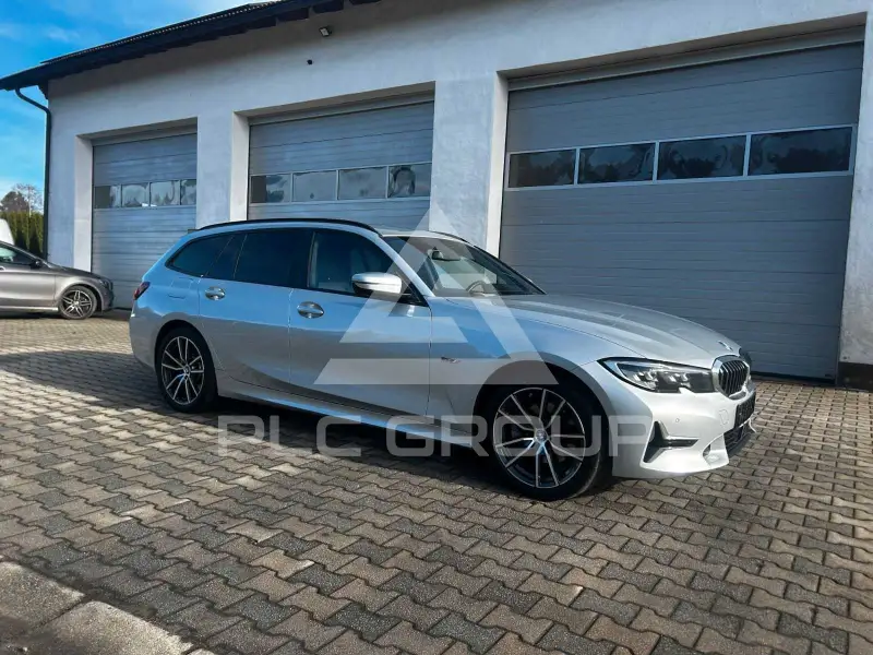 2021 BMW 320
