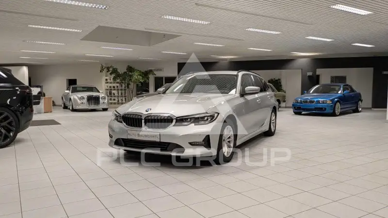 2021 BMW 320
