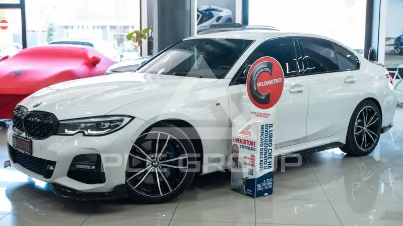 2021 BMW 320