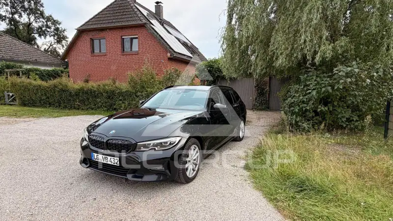 2021 BMW 320