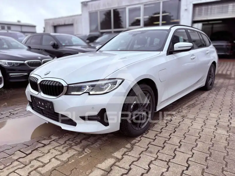 2021 BMW 330