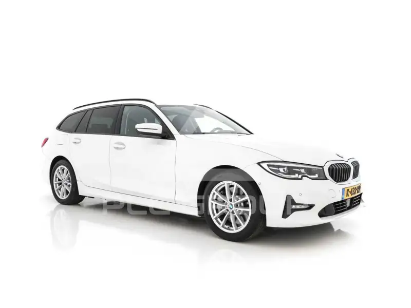 2021 BMW 330