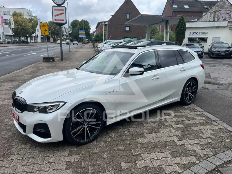 2021 BMW 330