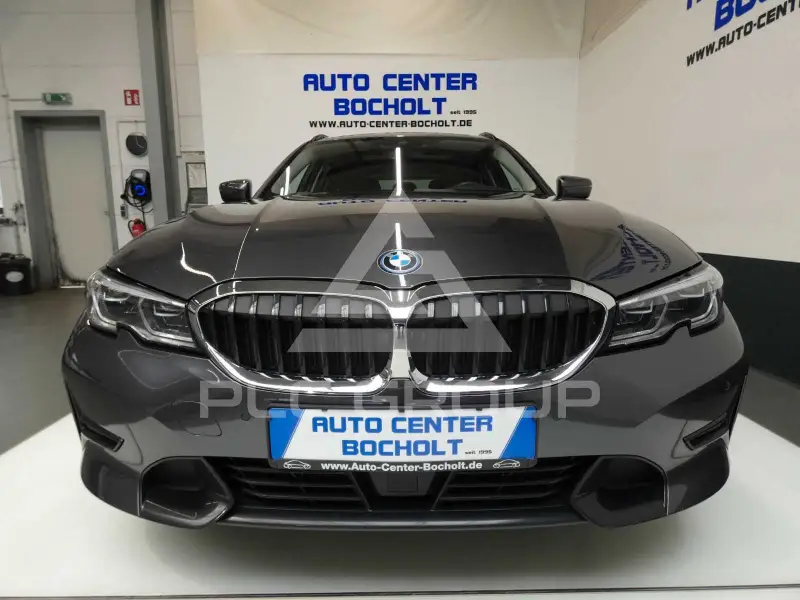 2021 BMW 330