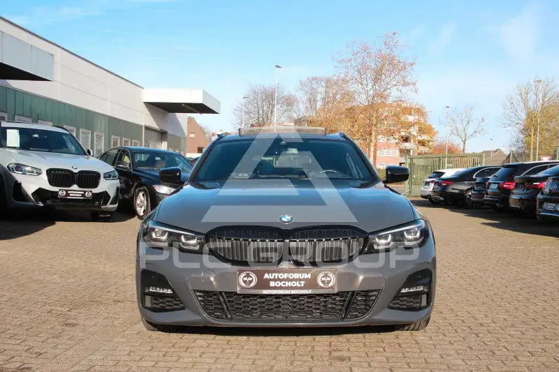 2021 BMW 330