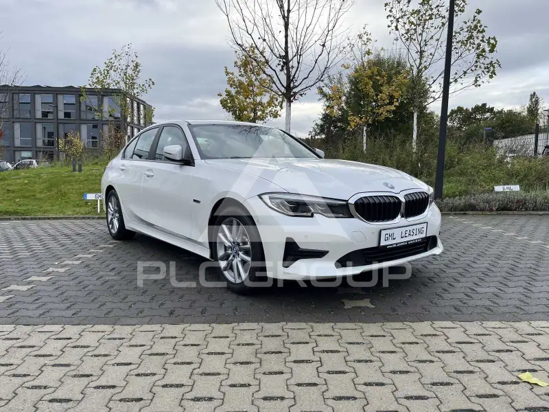 2021 BMW 330