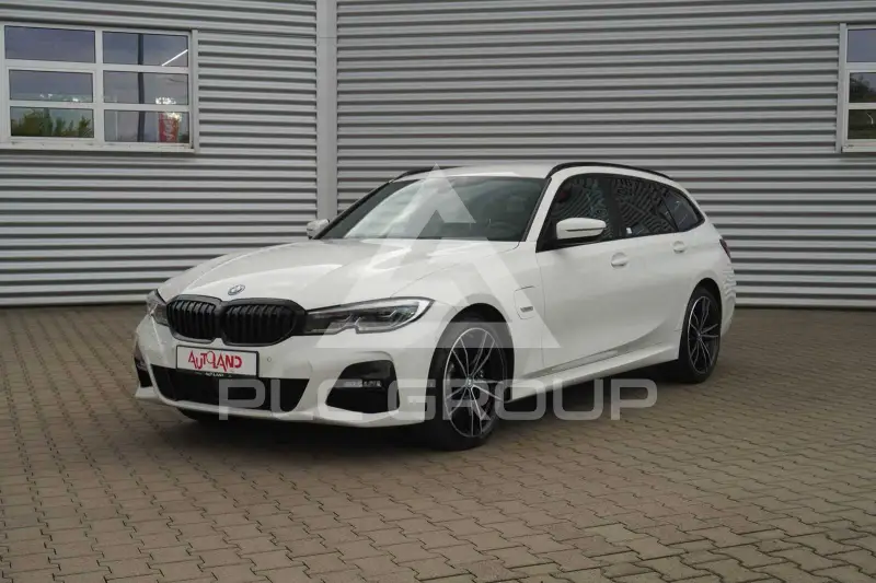2021 BMW 330