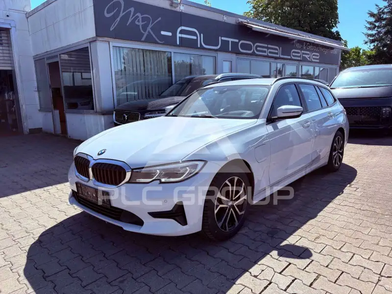2021 BMW 330