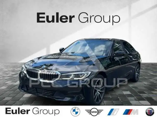 2021 BMW 330