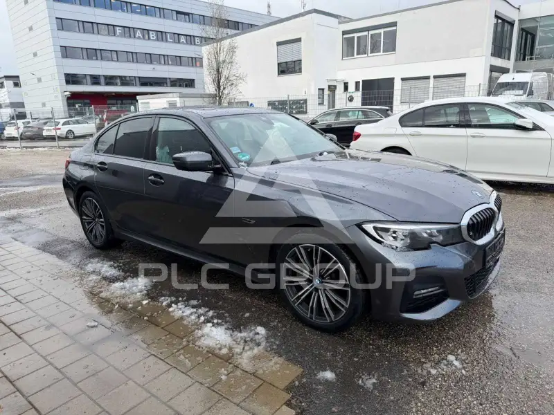 2021 BMW 330