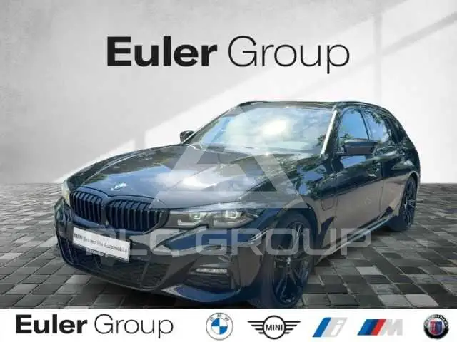 2021 BMW 330