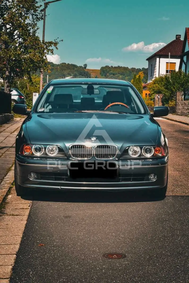 2001 BMW 540