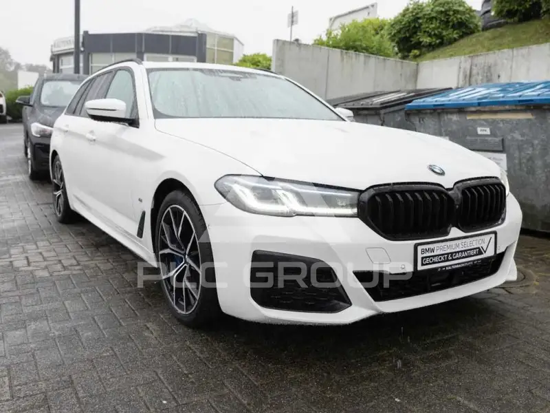 2021 BMW 540