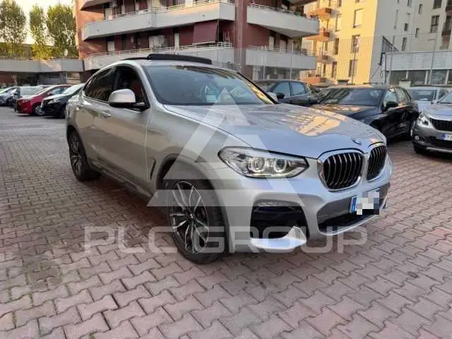 2021 BMW X4