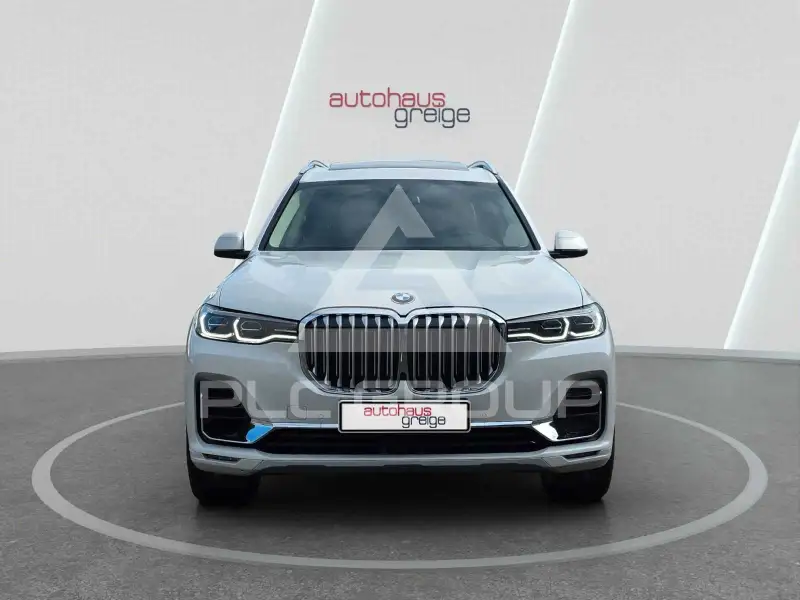 2021 BMW X7
