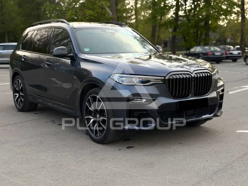 2021 BMW X7