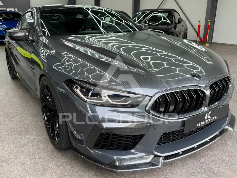 2021 BMW M8