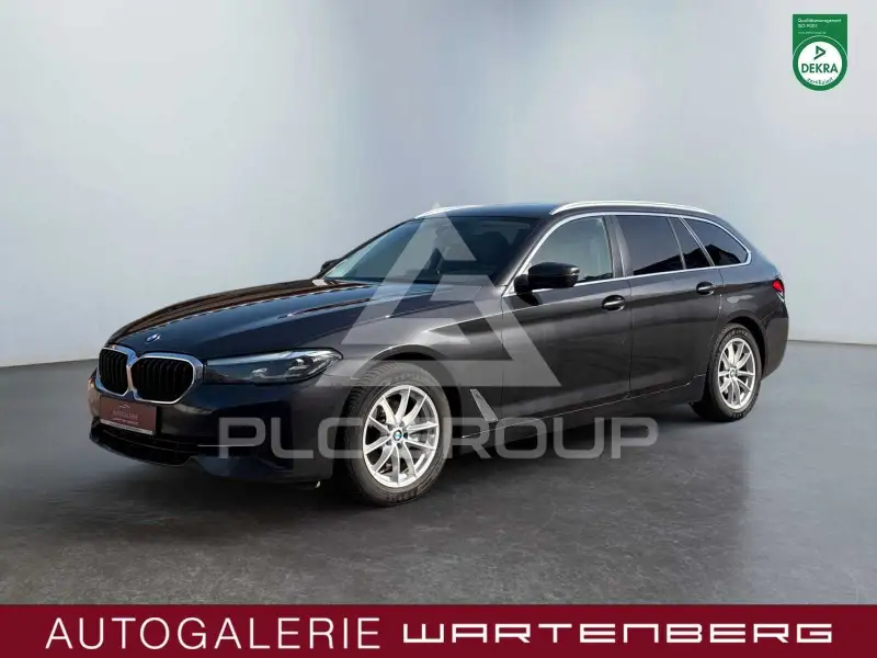 2021 BMW 520