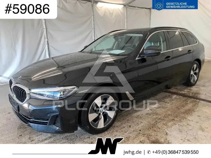 2021 BMW 520