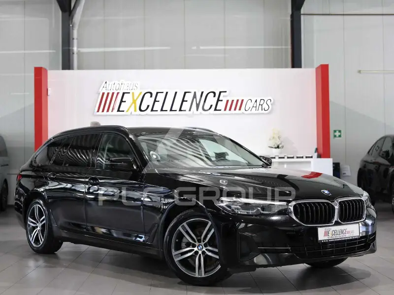 2021 BMW 520