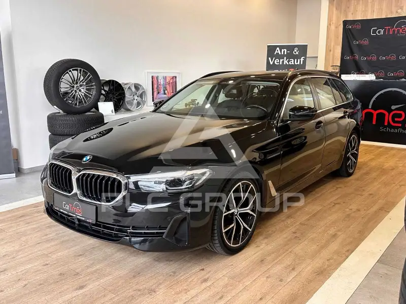 2021 BMW 520