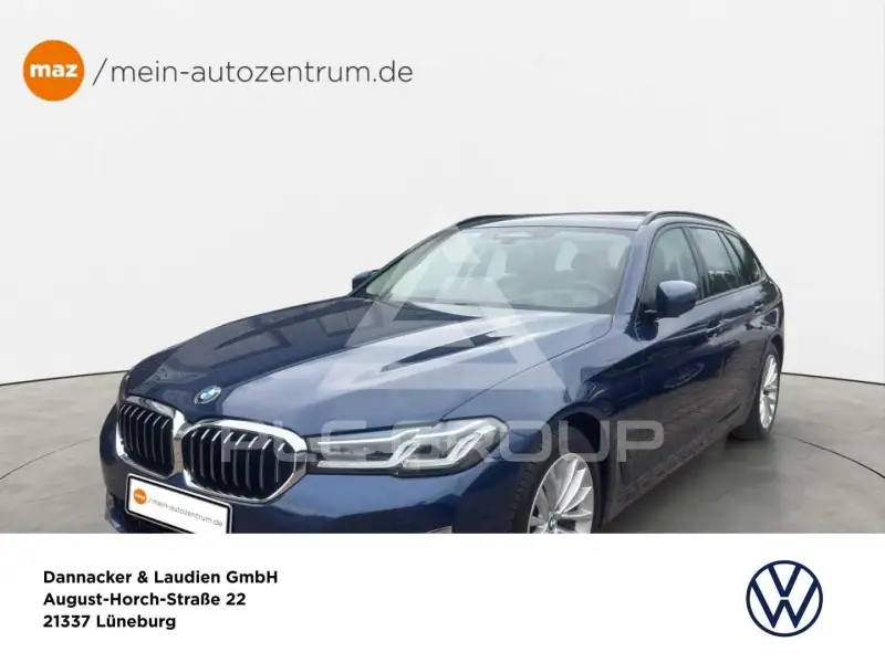 2021 BMW 520