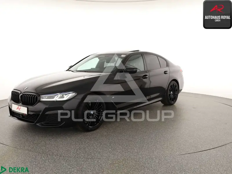 2021 BMW 520