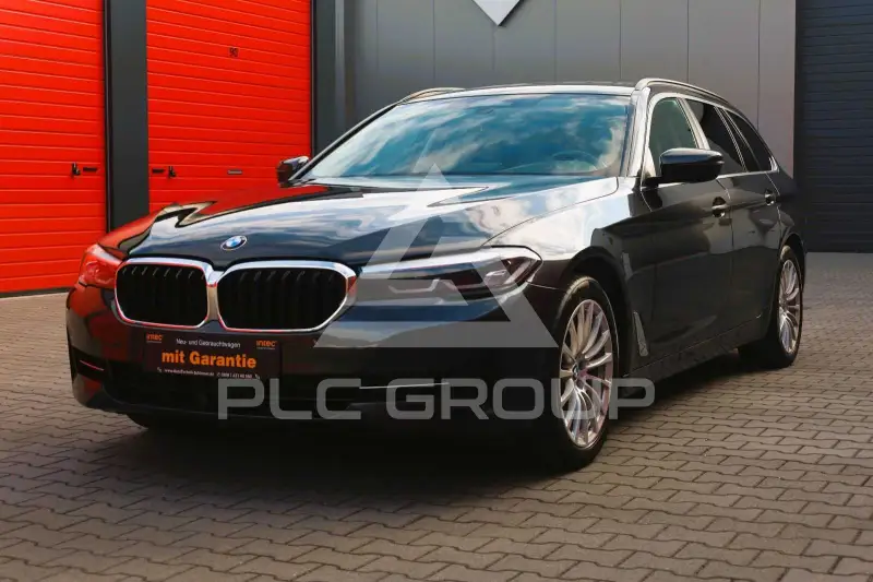 2021 BMW 520
