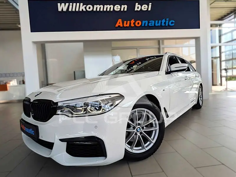 2021 BMW 520