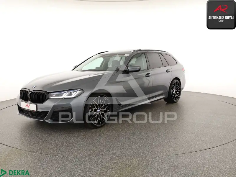 2021 BMW 520