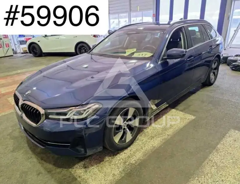 2021 BMW 520