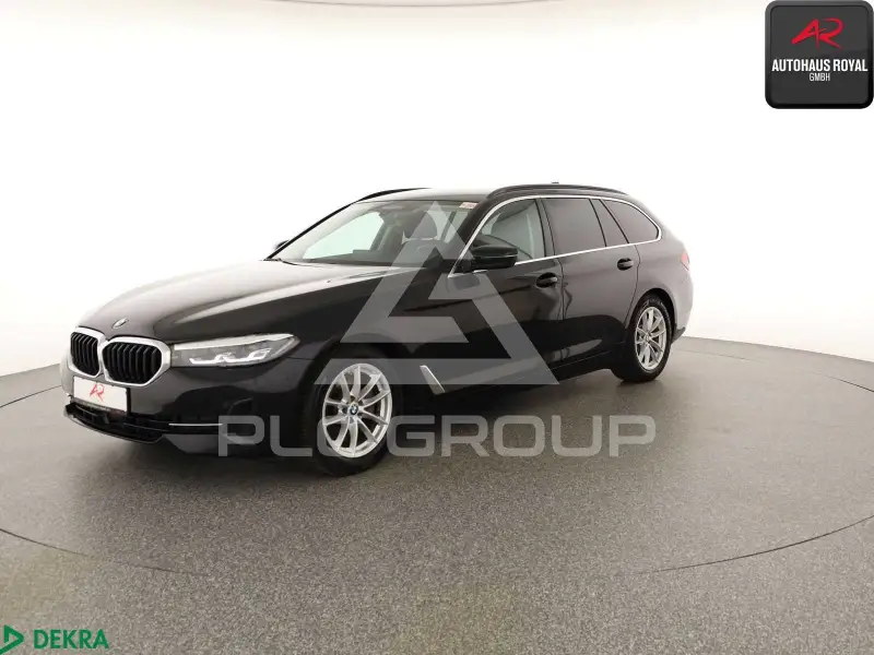 2021 BMW 520
