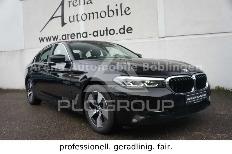 2021 BMW 520