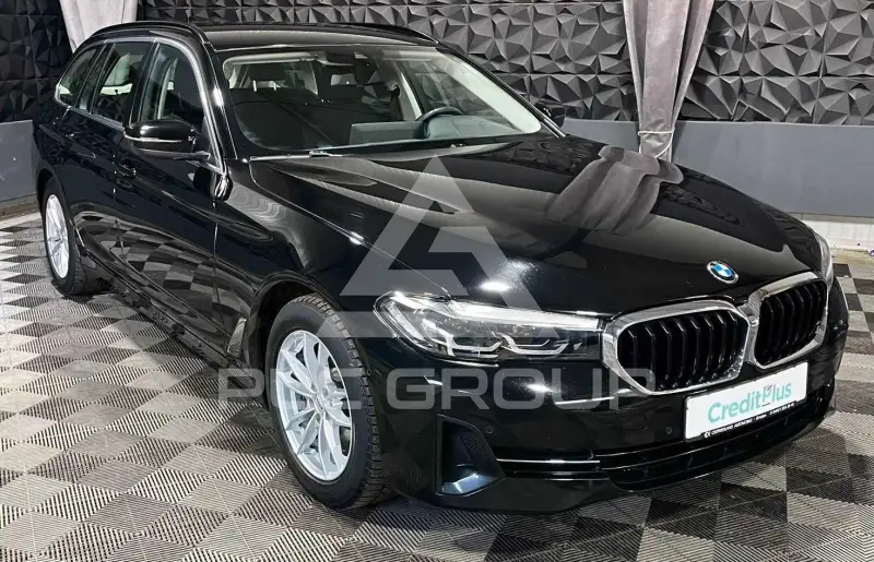 2021 BMW 520