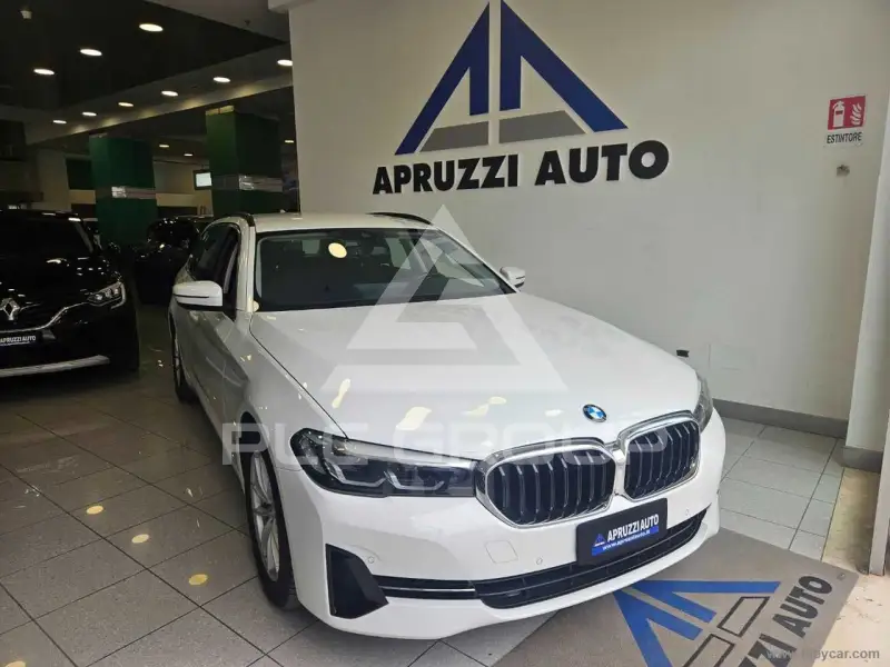 2021 BMW 520