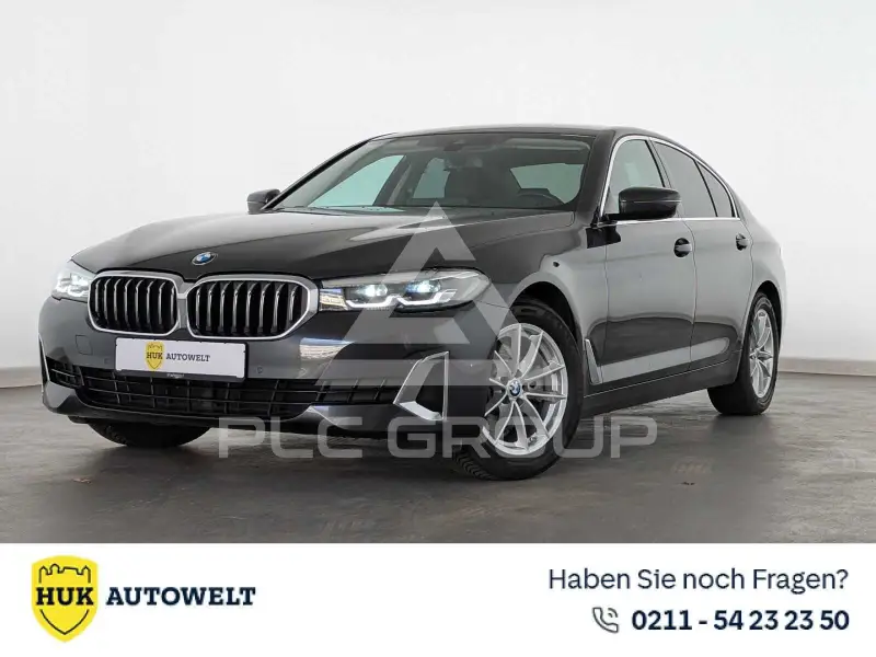 2021 BMW 520