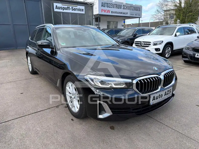 2021 BMW 520