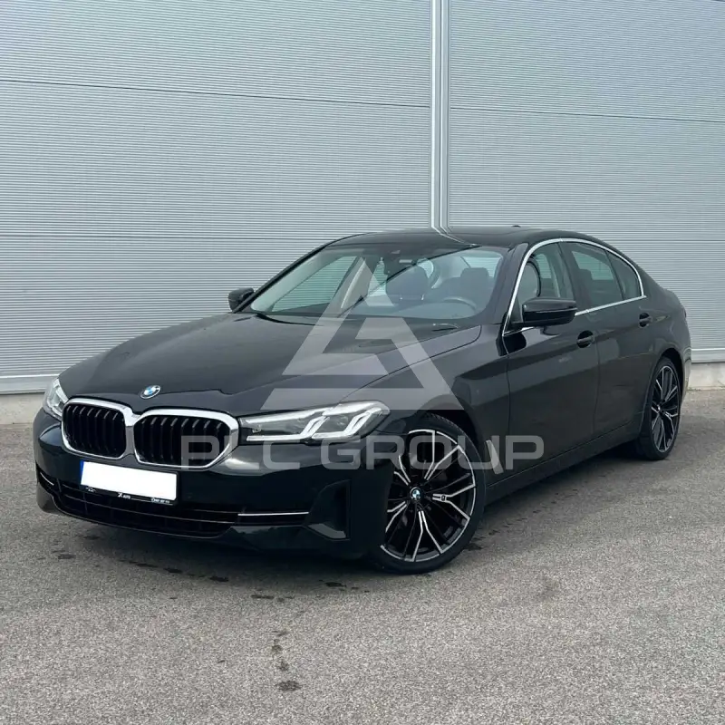 2021 BMW 520