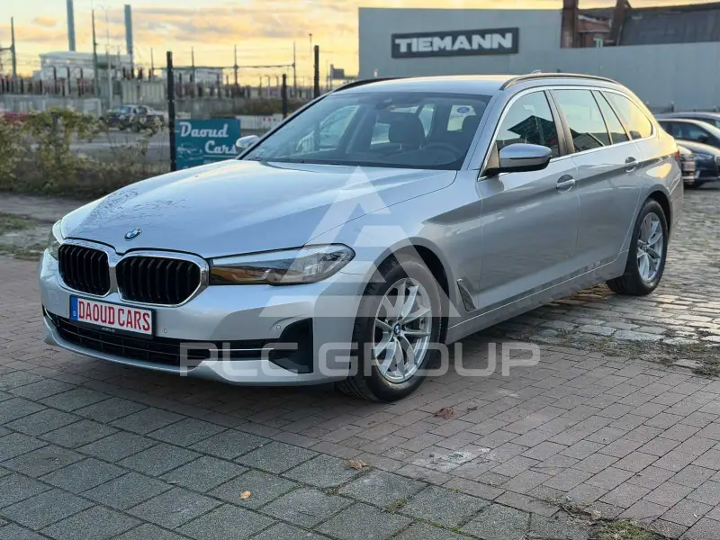 2021 BMW 520