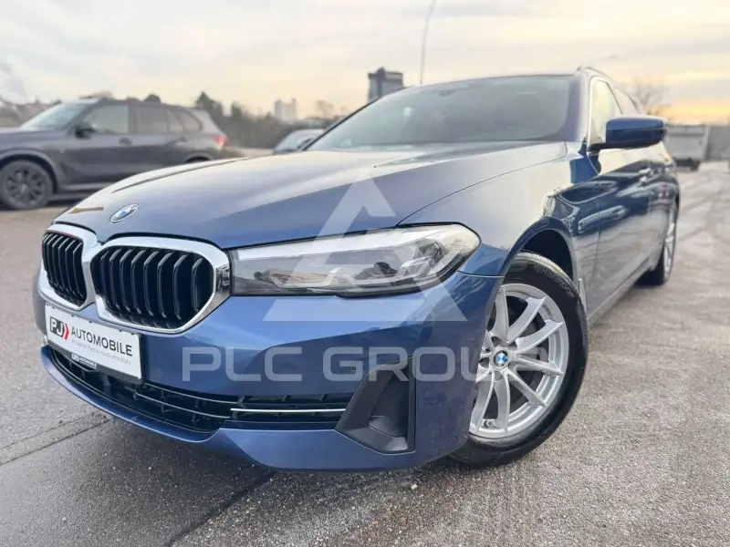 2021 BMW 520