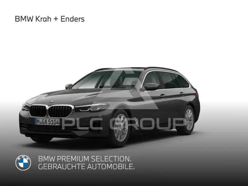 2021 BMW 520