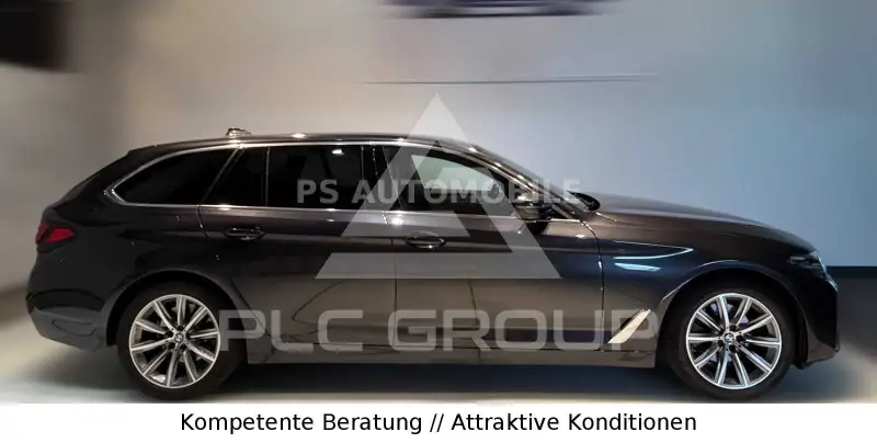 2021 BMW 520