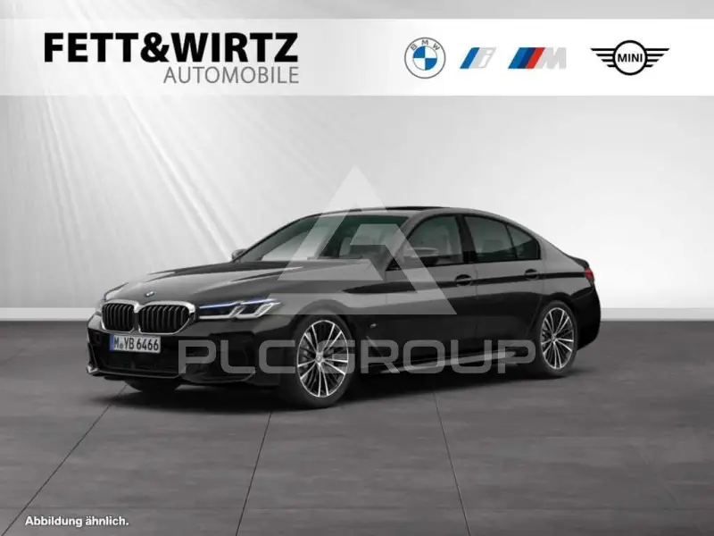 2021 BMW 520