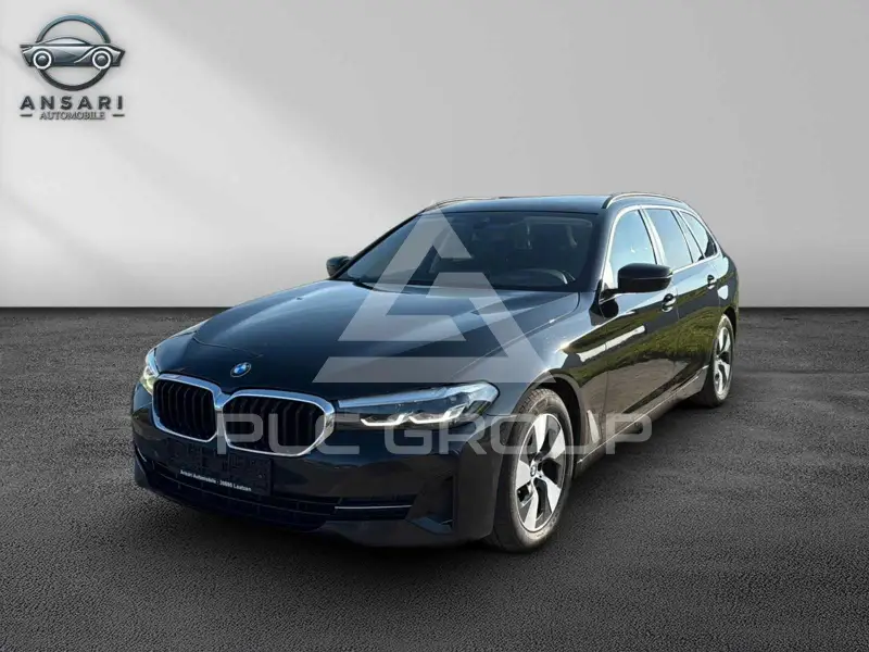 2021 BMW 520