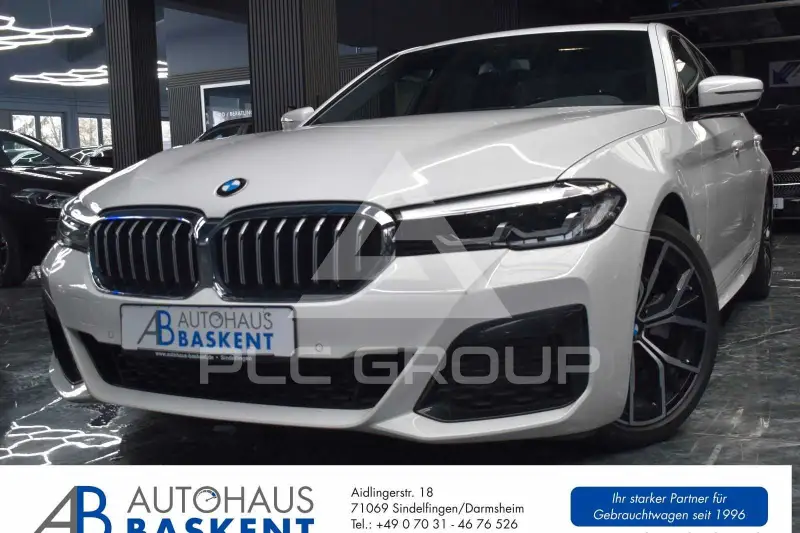 2021 BMW 520